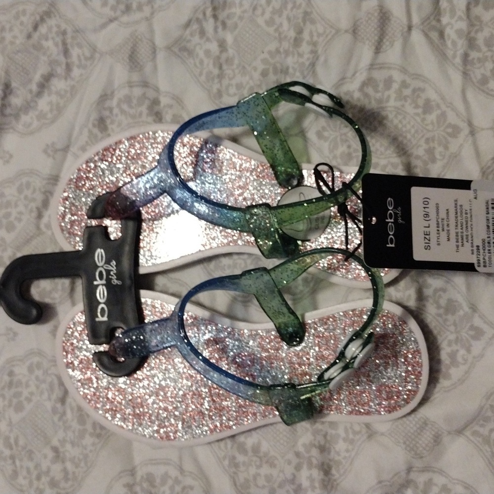 NEW Bebe Girls Comfort Sandal Size L(9/10)